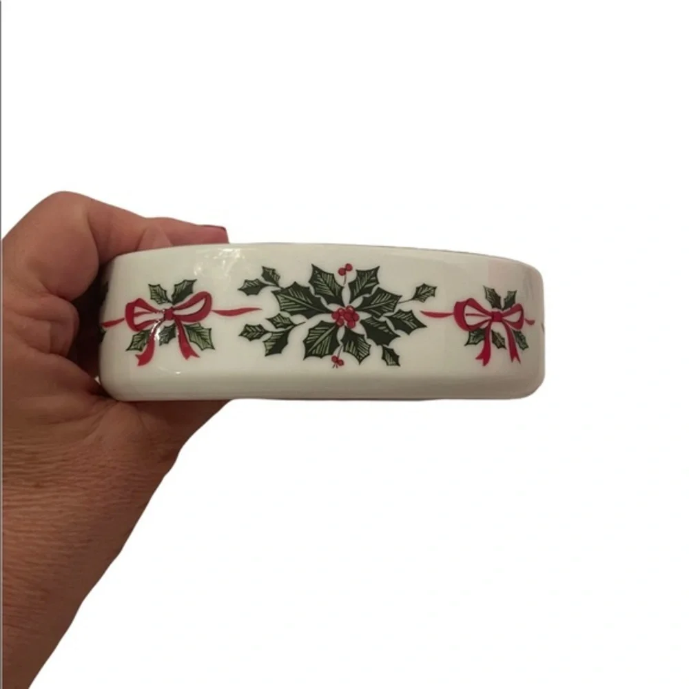 Ceramic Holly and Berry Cup and Soap Dish NWOT